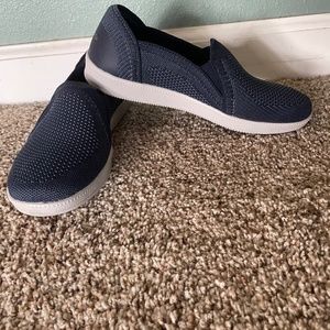 Skechers Womens Madison Ave Admissible NAVY Slip On Comfort Sneaker 100049 SZ 7